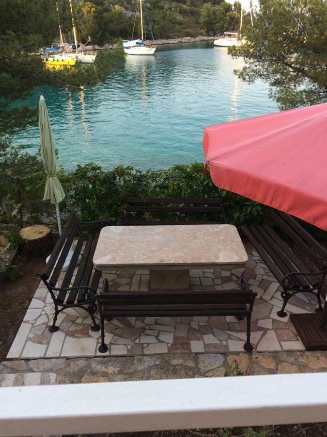 Apartmani Mima Nečujam Exterior foto